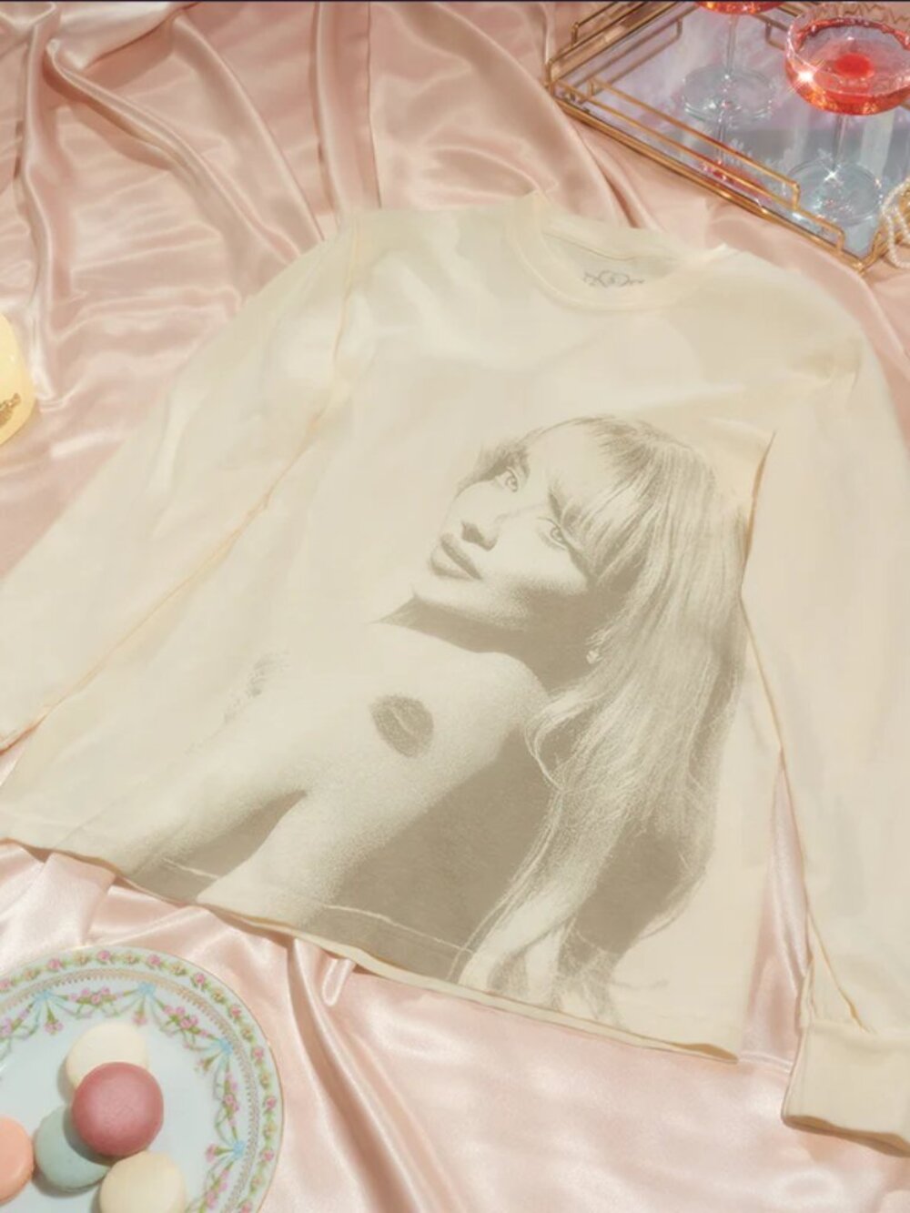 Large Sabrina Carpenter Short n Sweet Long Sleeve Tee